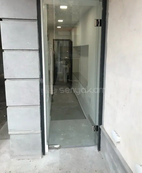 Առևտրի Տարածք, 16քմ, Կապիտալ Վերանորոգված
