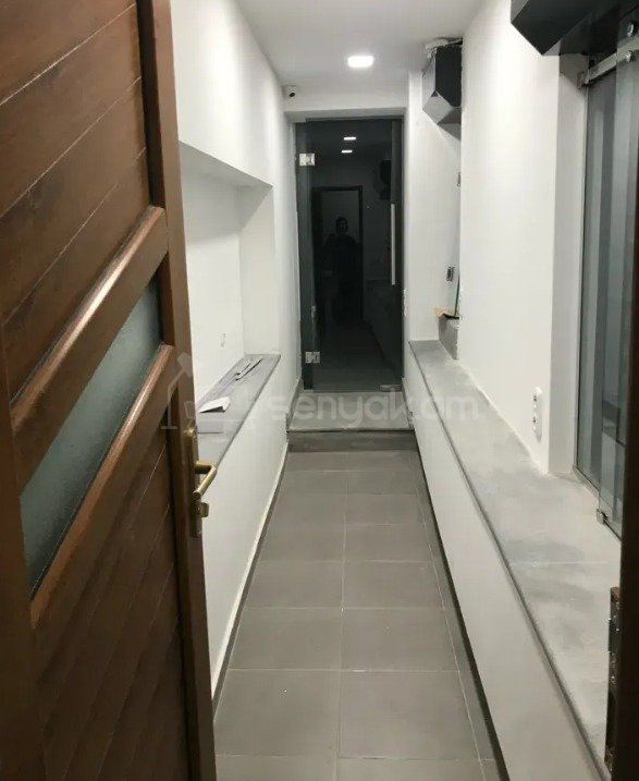 Առևտրի Տարածք, 16քմ, Կապիտալ Վերանորոգված