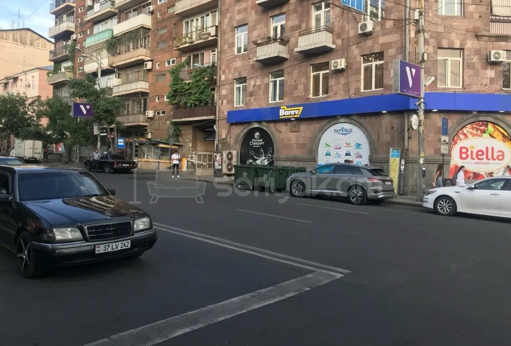 Առևտրի Տարածք, 16քմ, Կապիտալ Վերանորոգված