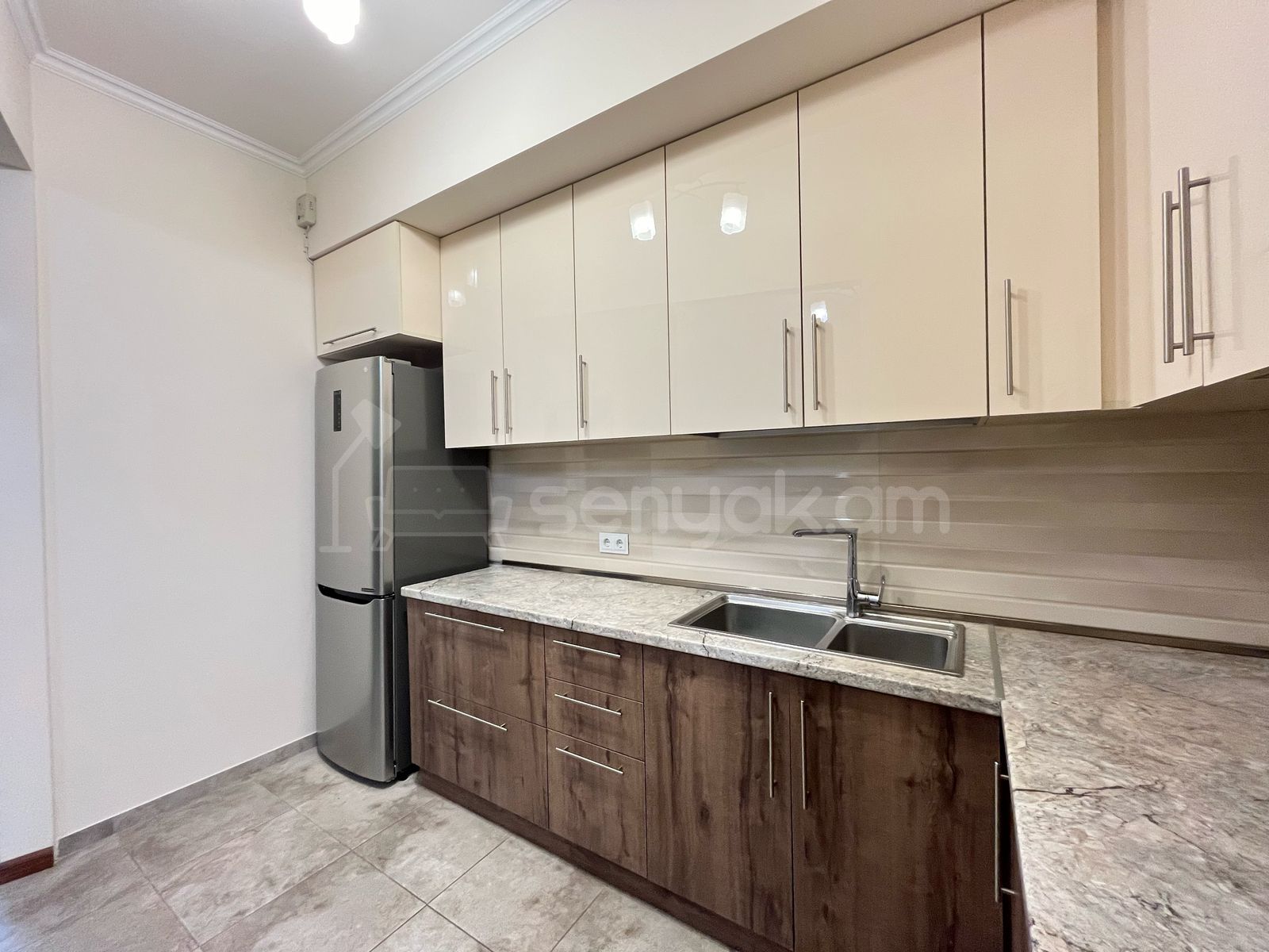 3 Սենյականոց Բնակարան Նորակառույցում, 70քմ, 9/13 հարկ, Կապիտալ Վերանորոգված, Կահավորված, Արևկող