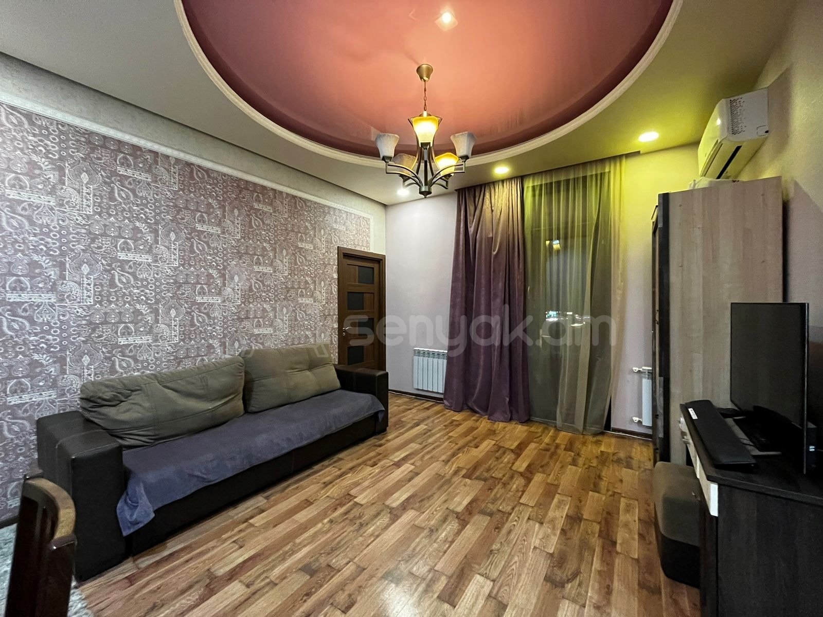 3 Սենյականոց Բնակարան Քարե Շենքում, 70քմ, 4/5 հարկ, Կապիտալ Վերանորոգված, Կահավորված, Արևկող