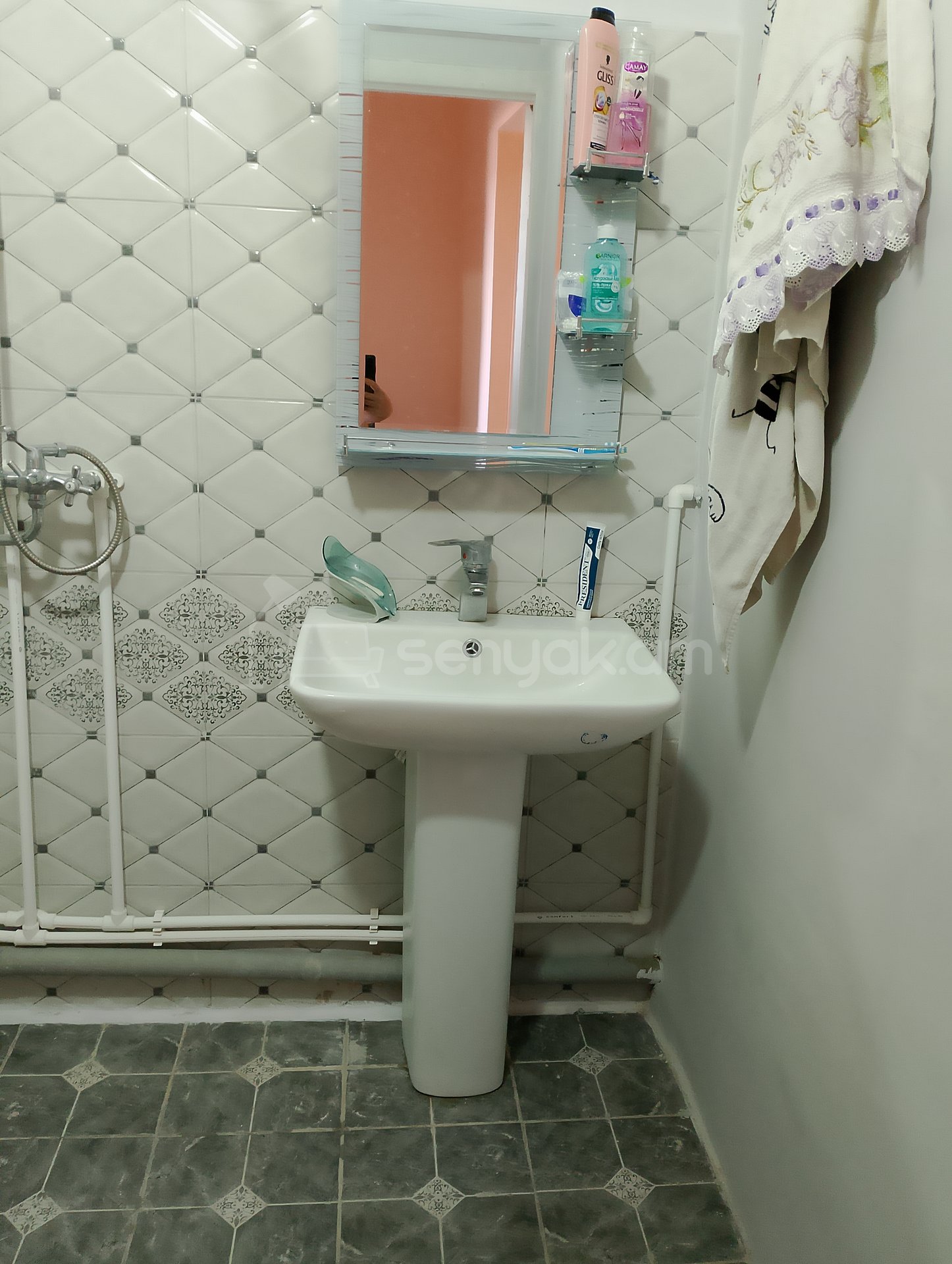 2 Սենյականոց Բնակարան Քարե Շենքում, 72քմ, 5/5 հարկ, Կոսմետիկ Վերանորոգված, Կահավորված, Արևկող