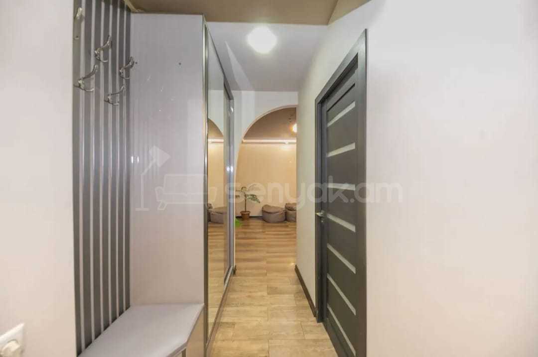 2 Սենյականոց Բնակարան, 50քմ, 11/13 հարկ, Կապիտալ Վերանորոգված