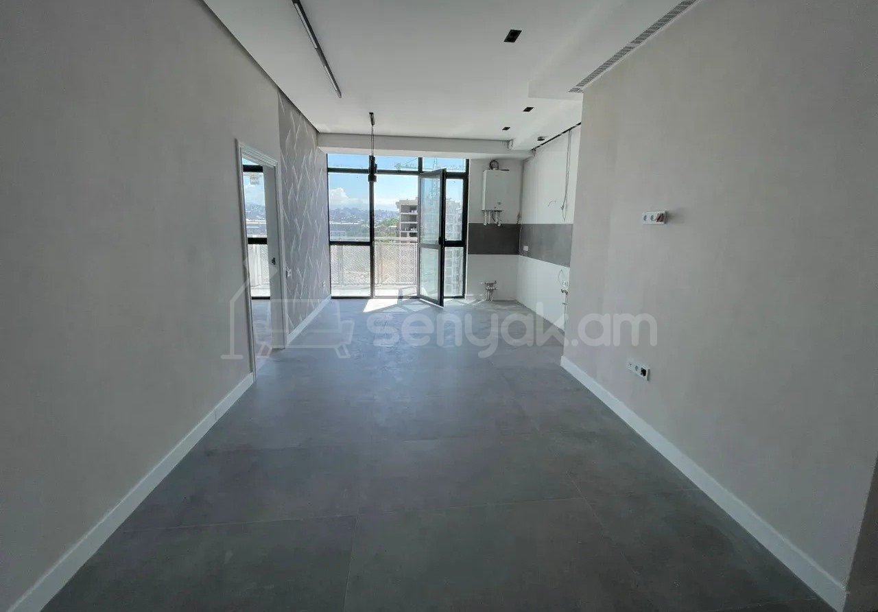 3 Սենյականոց Բնակարան, 80քմ, 13/18 հարկ, Կապիտալ Վերանորոգված