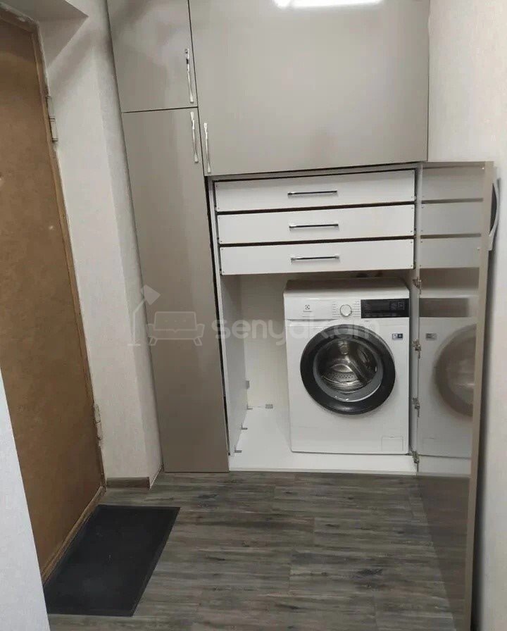 2 Սենյականոց Բնակարան Քարե Շենքում, 45քմ, 3/5 հարկ, Կապիտալ Վերանորոգված
