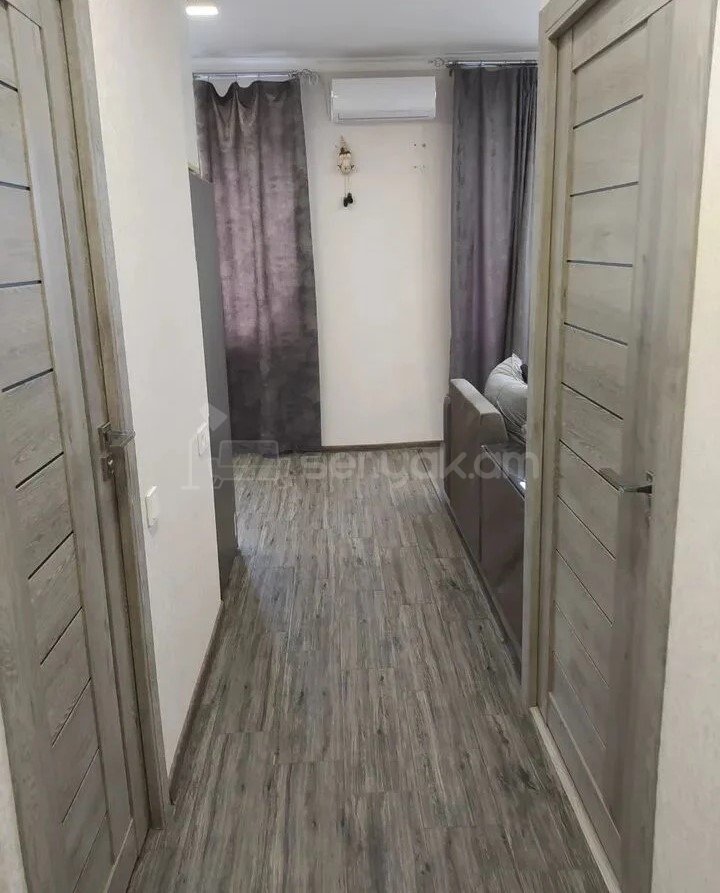 2 Սենյականոց Բնակարան Քարե Շենքում, 45քմ, 3/5 հարկ, Կապիտալ Վերանորոգված