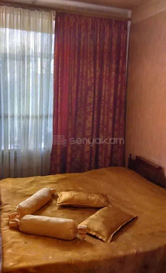 1 Սենյականոց Բնակարան Քարե Շենքում, 63քմ, 5/5 հարկ, Նորմալ Վիճակում