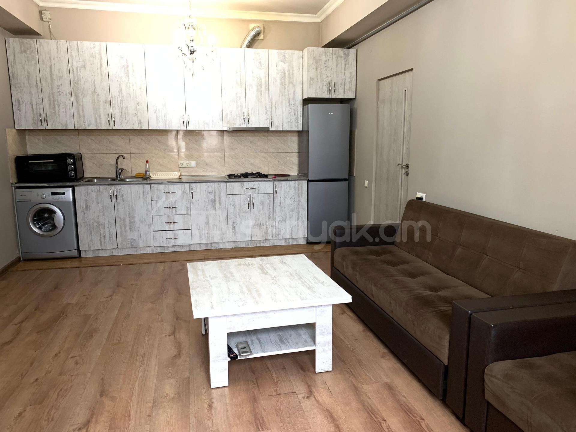 3 Սենյականոց Բնակարան Նորակառույցում, 85քմ, 3/12 հարկ, Կապիտալ Վերանորոգված