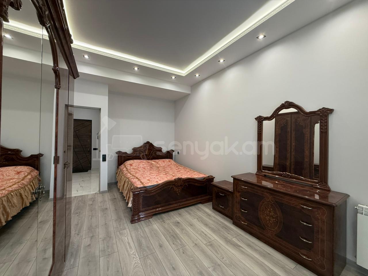 2 Սենյականոց Բնակարան Նորակառույցում, 73քմ, 1/9 հարկ, Կապիտալ Վերանորոգված, Կահավորված, Արևկող