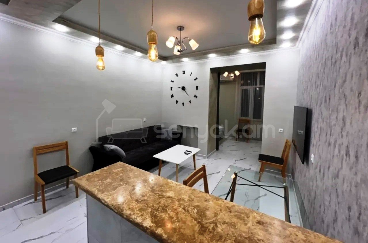 2 Սենյականոց Բնակարան Քարե Շենքում, 50քմ, 4/6 հարկ, Կապիտալ Վերանորոգված, Կահավորված, Արևկող