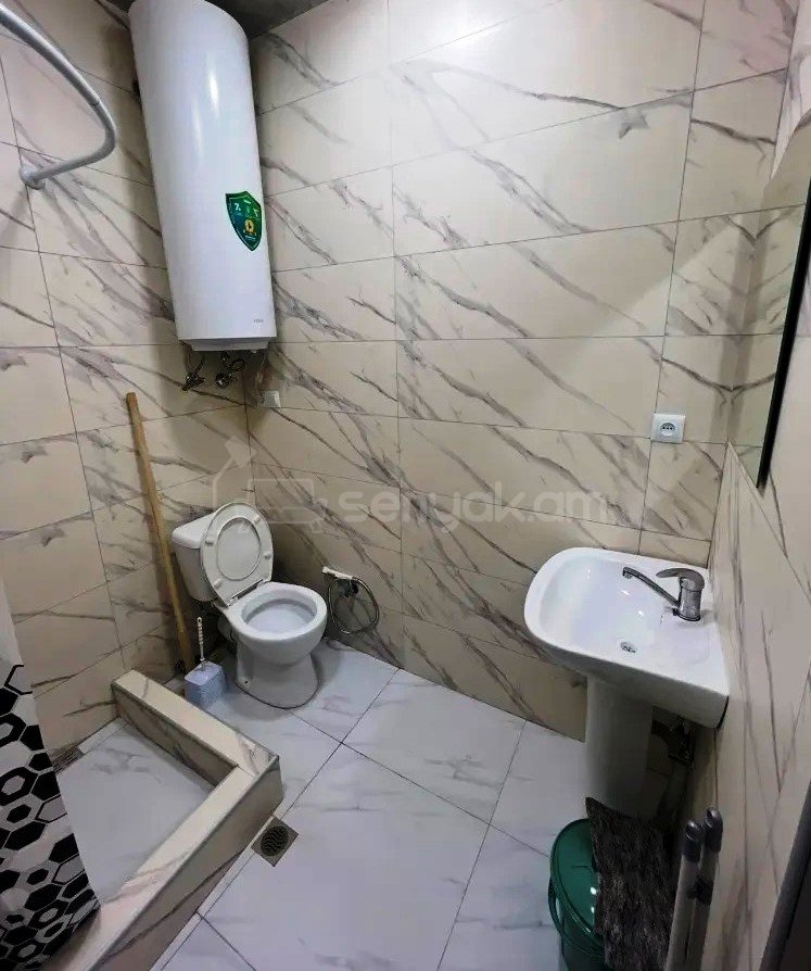 2 Սենյականոց Բնակարան Քարե Շենքում, 50քմ, 4/6 հարկ, Կապիտալ Վերանորոգված, Կահավորված, Արևկող