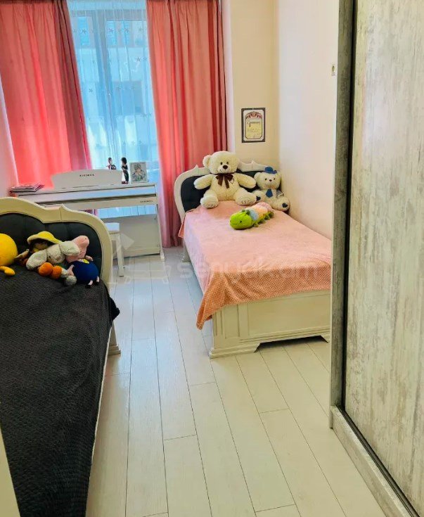 3 Սենյականոց Բնակարան, 82քմ, 4/8 հարկ, Կապիտալ Վերանորոգված