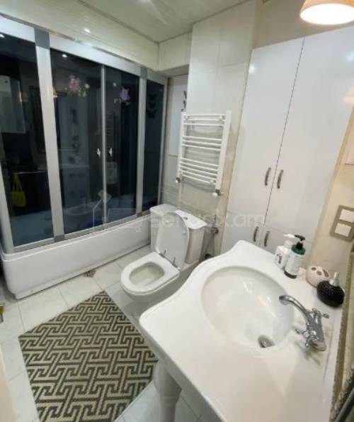 3 Սենյականոց Բնակարան, 95քմ, 7/9 հարկ, Կապիտալ Վերանորոգված, Կահավորված, Արևկող