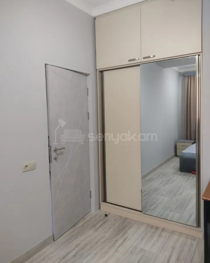 3 Սենյականոց Բնակարան Նորակառույցում, 74քմ, 5/18 հարկ, Կապիտալ Վերանորոգված, Կահավորված