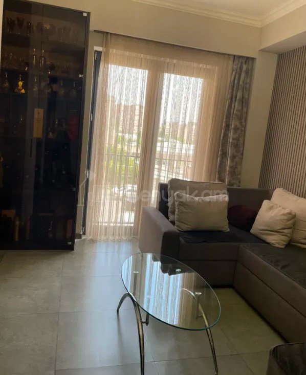 3 Սենյականոց Բնակարան Նորակառույցում, 96քմ, 2/13 հարկ, Կապիտալ Վերանորոգված