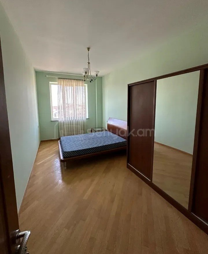 3 Սենյականոց Բնակարան Նորակառույցում, 136քմ, 10/11 հարկ, Կապիտալ Վերանորոգված