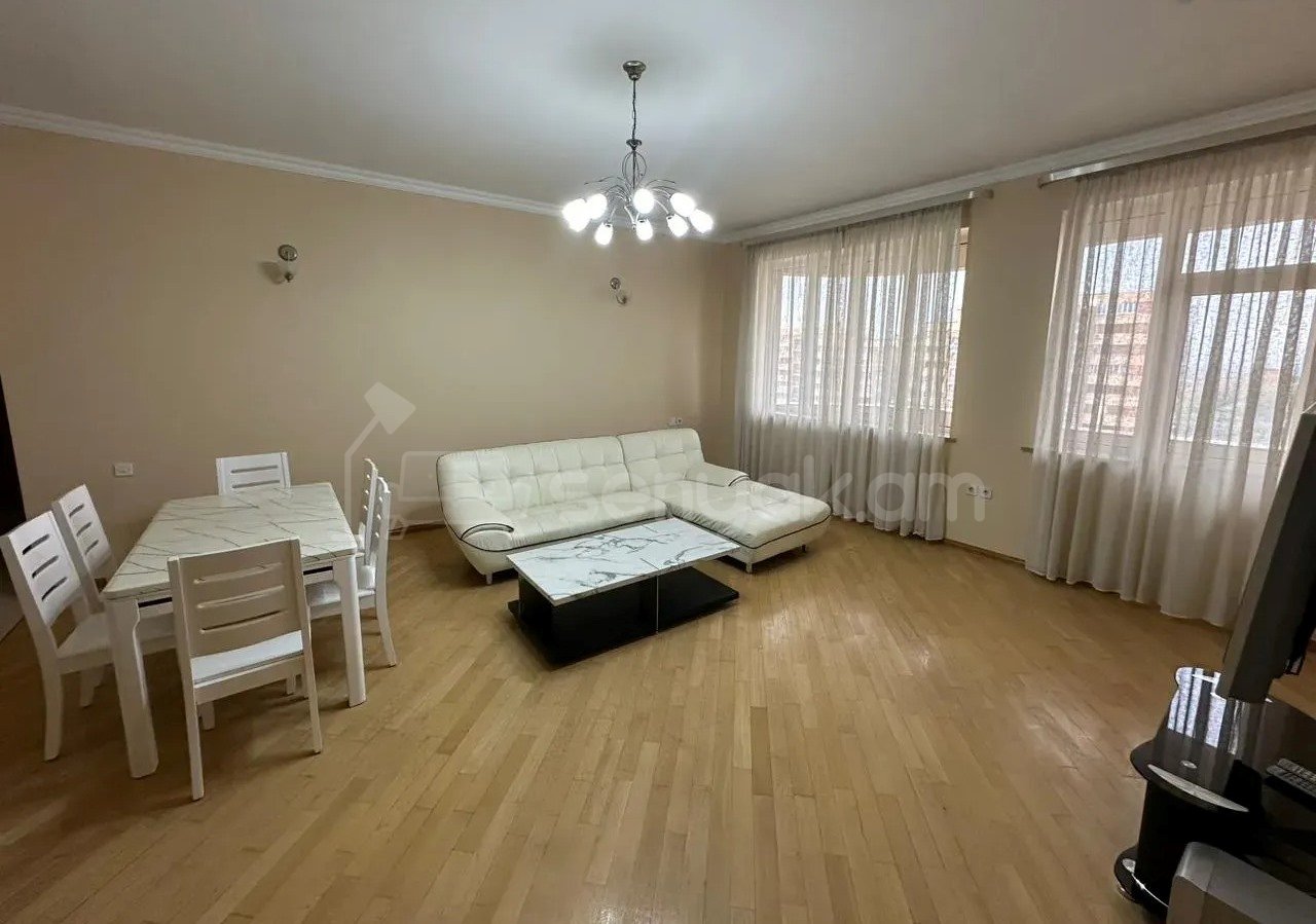 3 Սենյականոց Բնակարան Նորակառույցում, 136քմ, 10/11 հարկ, Կապիտալ Վերանորոգված