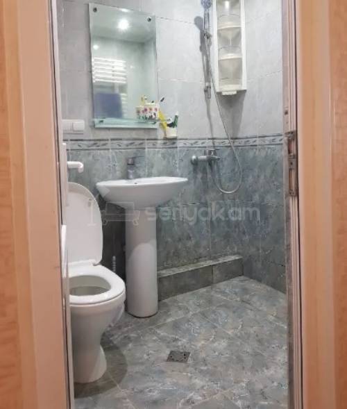 2 Սենյականոց Բնակարան Քարե Շենքում, 58քմ, 4/4 հարկ, Կապիտալ Վերանորոգված, Կահավորված