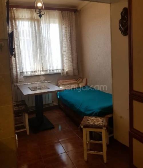 2 Սենյականոց Բնակարան Քարե Շենքում, 58քմ, 4/4 հարկ, Կապիտալ Վերանորոգված, Կահավորված
