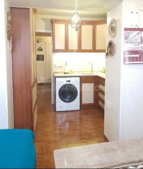 2 Սենյականոց Բնակարան Քարե Շենքում, 58քմ, 4/4 հարկ, Կապիտալ Վերանորոգված, Կահավորված