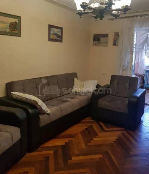 2 Սենյականոց Բնակարան Քարե Շենքում, 58քմ, 4/4 հարկ, Կապիտալ Վերանորոգված, Կահավորված