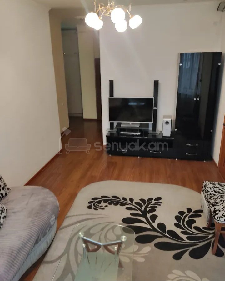 2 Սենյականոց Բնակարան Նորակառույցում, 55քմ, 5/12 հարկ, Կապիտալ Վերանորոգված, Կահավորված