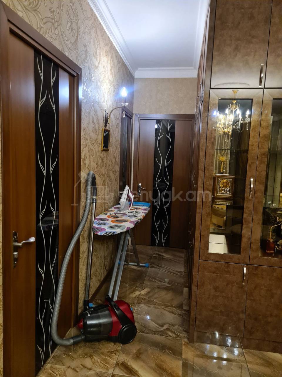 3 Սենյականոց Բնակարան, 70քմ, 3/9 հարկ, Կապիտալ Վերանորոգված, Կահավորված, Արևկող