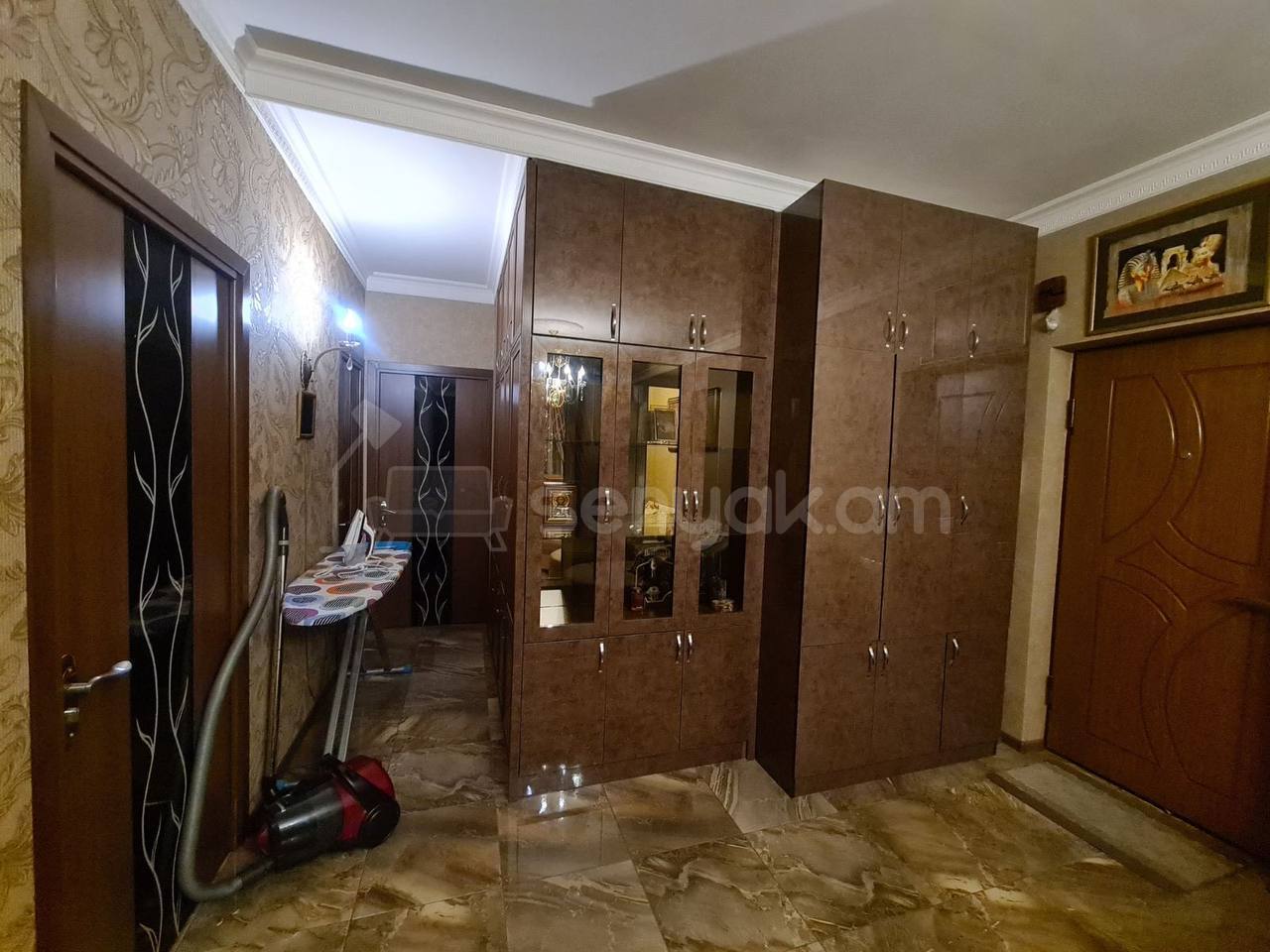 3 Սենյականոց Բնակարան, 70քմ, 3/9 հարկ, Կապիտալ Վերանորոգված, Կահավորված, Արևկող