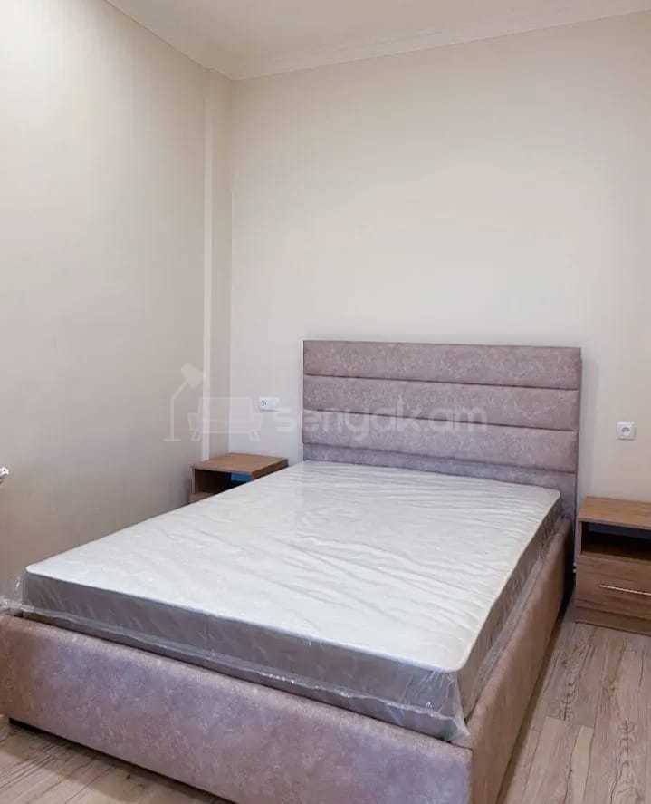 2 Սենյականոց Բնակարան Նորակառույցում, 43քմ, 3/3 հարկ, Կապիտալ Վերանորոգված, Կահավորված