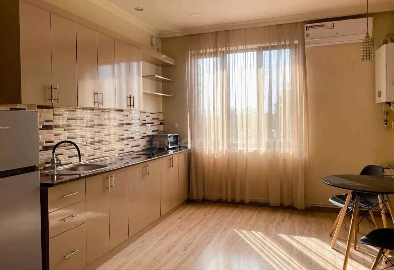 2 Սենյականոց Բնակարան Նորակառույցում, 43քմ, 3/3 հարկ, Կապիտալ Վերանորոգված, Կահավորված