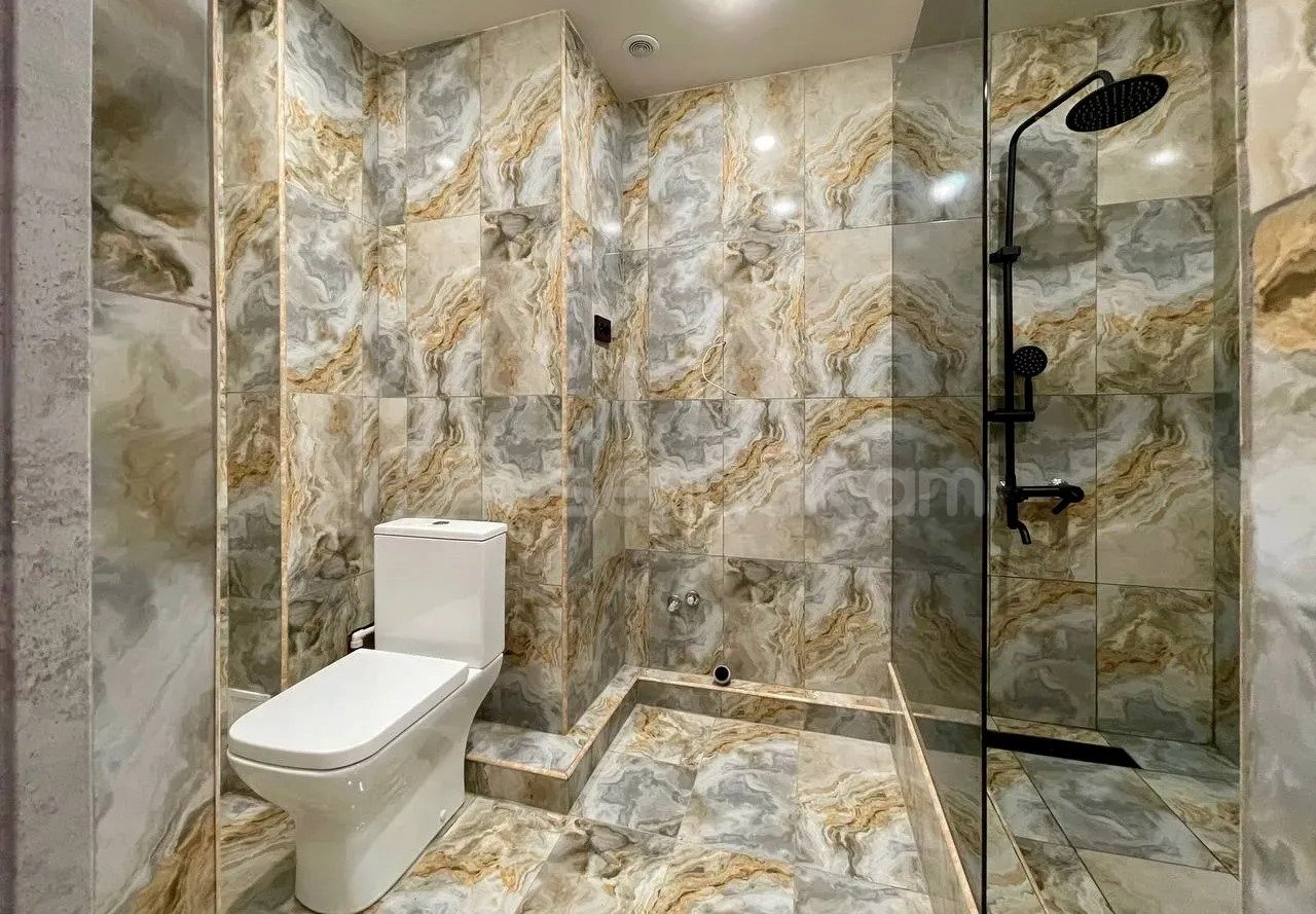 3 Սենյականոց Բնակարան Քարե Շենքում, 67քմ, 4/5 հարկ, Կապիտալ Վերանորոգված