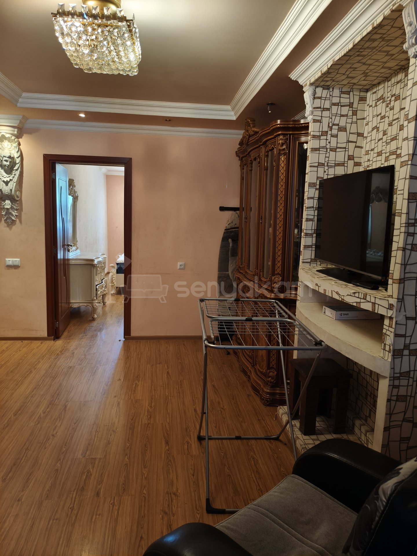 3 Սենյականոց Բնակարան Քարե Շենքում, 77քմ, 1/4 հարկ, Կապիտալ Վերանորոգված, Կահավորված, Արևկող