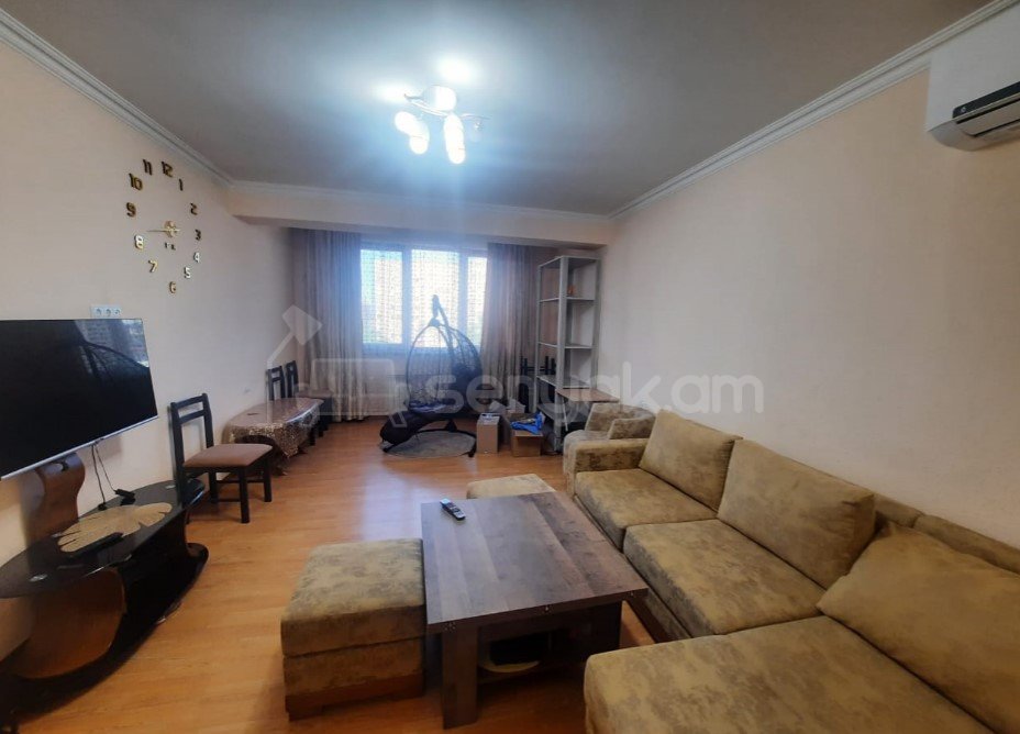2 Սենյականոց Բնակարան Քարե Շենքում, 61քմ, 3/5 հարկ, Կապիտալ Վերանորոգված, Կահավորված
