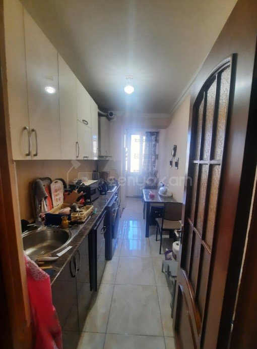 2 Սենյականոց Բնակարան Քարե Շենքում, 61քմ, 3/5 հարկ, Կապիտալ Վերանորոգված, Կահավորված