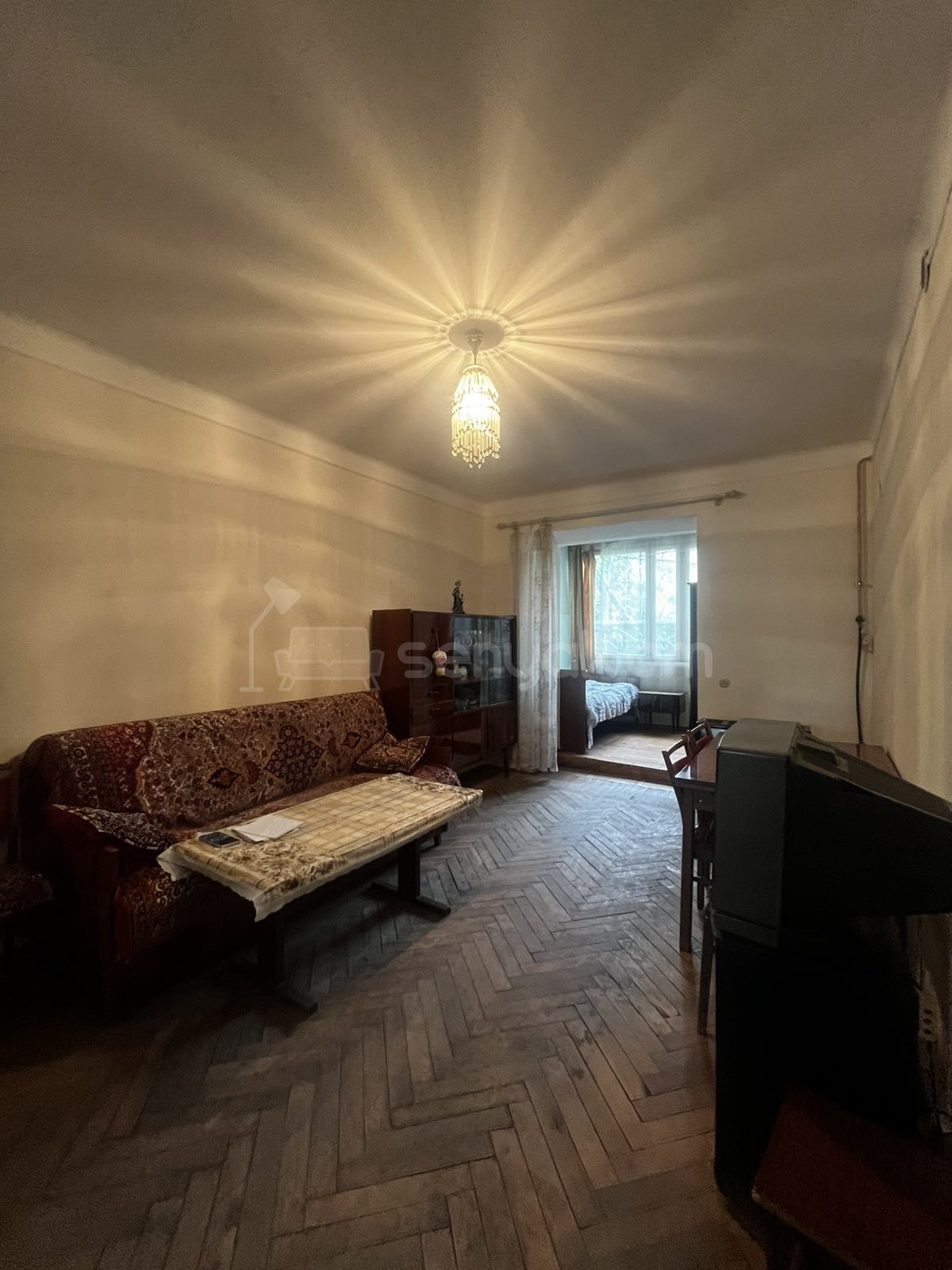 2 Սենյականոց Բնակարան Քարե Շենքում, 54քմ, 1/5 հարկ, Պետական Վիճակում