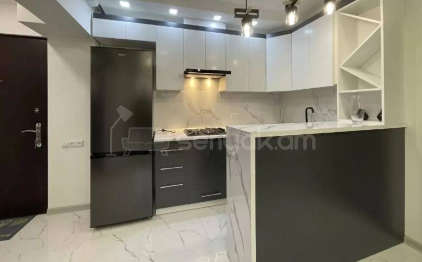3 Սենյականոց Բնակարան, 55քմ, 3/14 հարկ, Կապիտալ Վերանորոգված, Կահավորված, Արևկող
