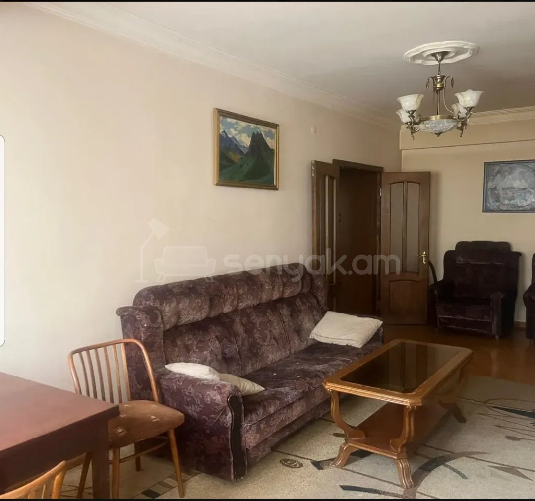 2 Սենյականոց Բնակարան, 70քմ, 5/10 հարկ, Նորմալ Վիճակում