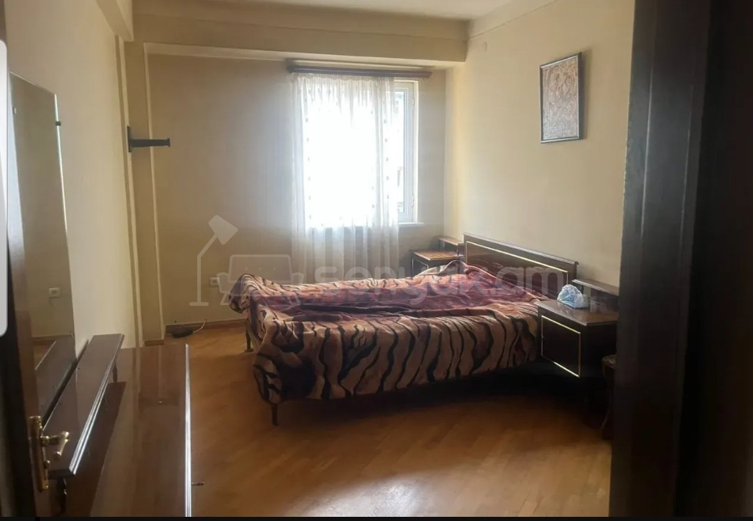 2 Սենյականոց Բնակարան, 70քմ, 5/10 հարկ, Նորմալ Վիճակում