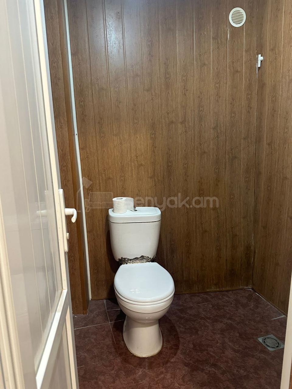 1 Սենյականոց Բնակարան Քարե Շենքում, 40քմ, 1/2 հարկ, Կոսմետիկ Վերանորոգված, Կահավորված