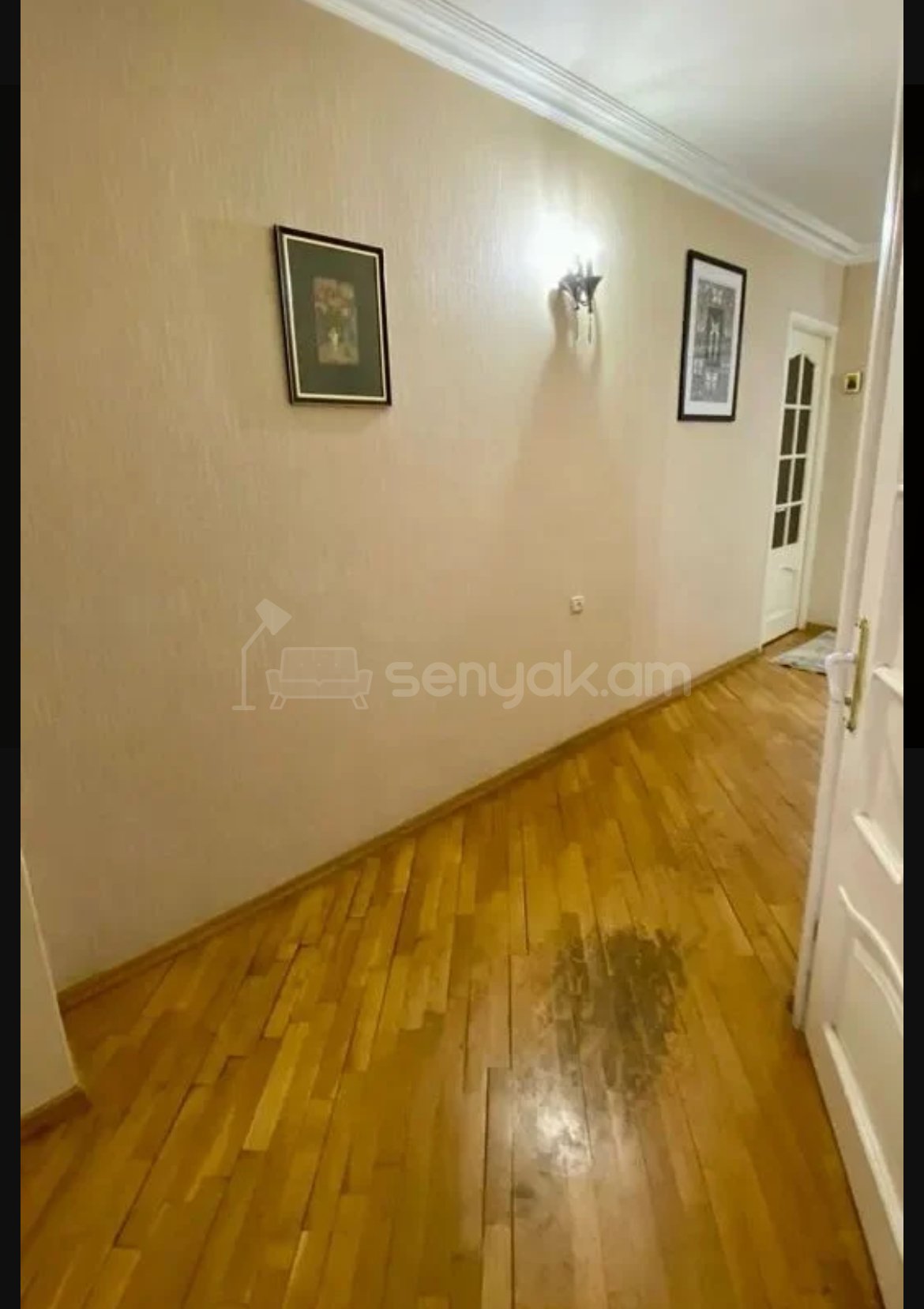 4 Սենյականոց Բնակարան Քարե Շենքում, 120քմ, 3/5 հարկ, Նորմալ Վիճակում