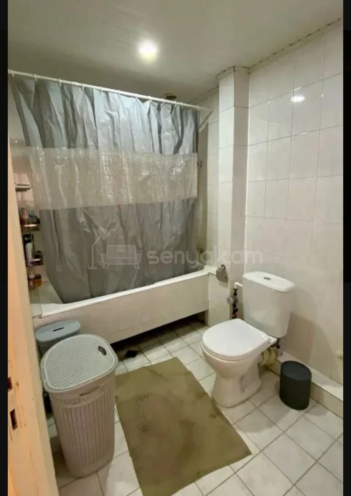 4 Սենյականոց Բնակարան Քարե Շենքում, 120քմ, 3/5 հարկ, Նորմալ Վիճակում