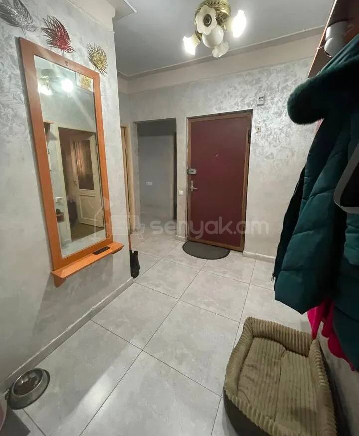 2 Սենյականոց Բնակարան, 61քմ, 1/5 հարկ, Կոսմետիկ Վերանորոգված