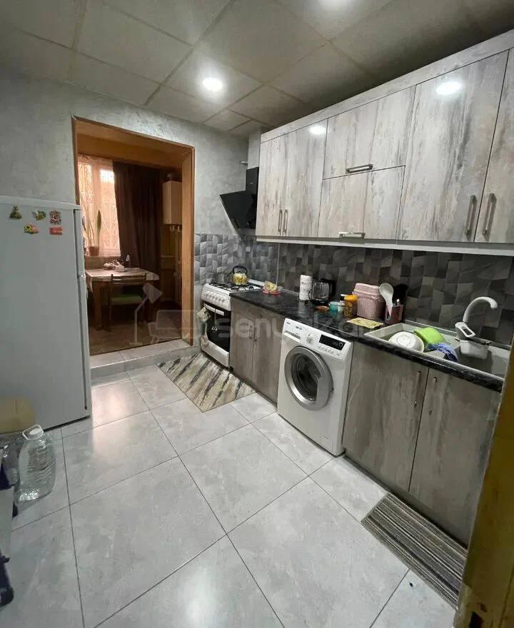 2 Սենյականոց Բնակարան, 61քմ, 1/5 հարկ, Կոսմետիկ Վերանորոգված