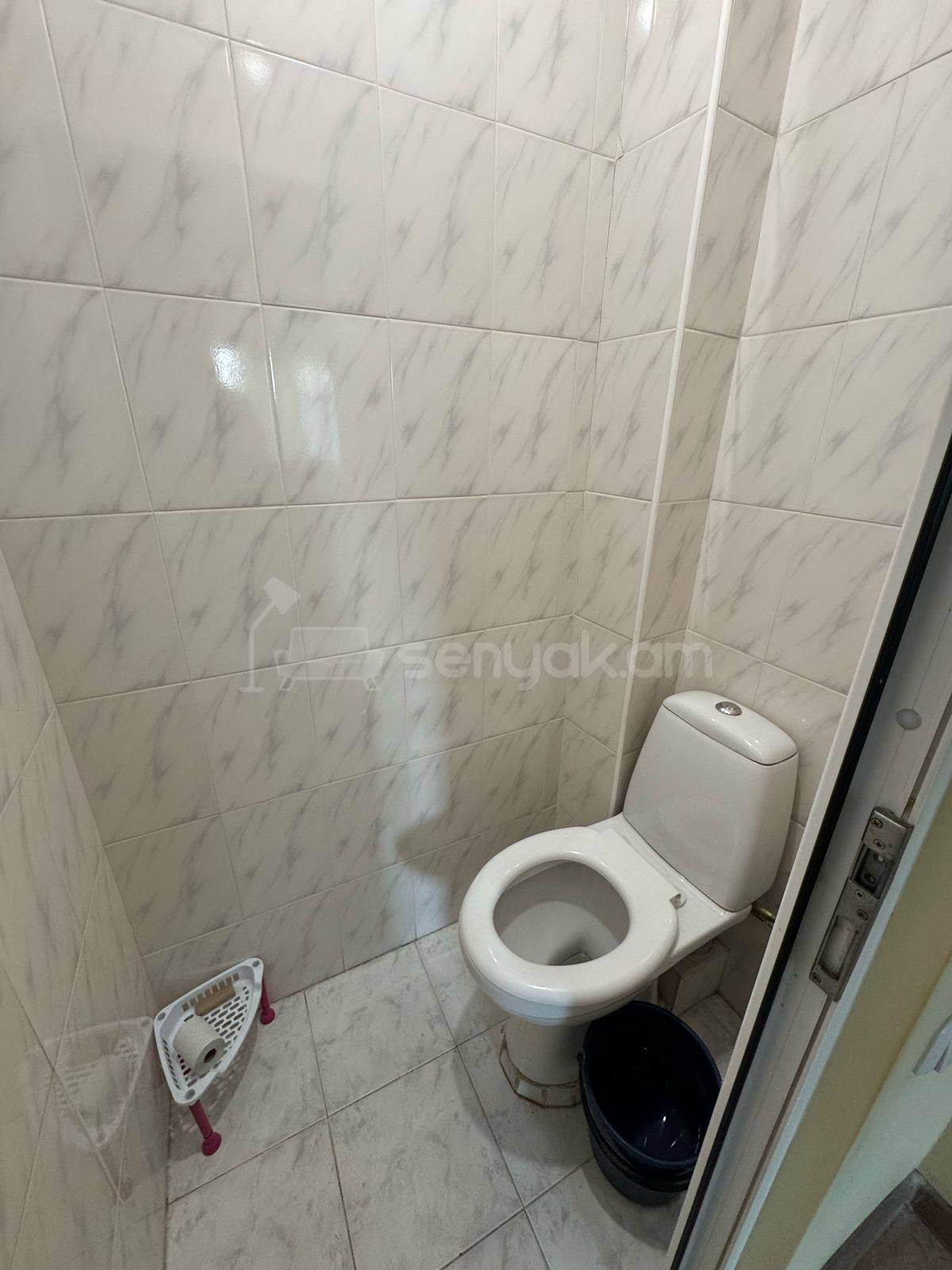 3 Սենյականոց Բնակարան, 75քմ, 9/9 հարկ, Նորմալ Վիճակում