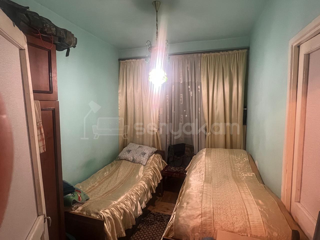 4 Սենյականոց Բնակարան, 88քմ, 9/9 հարկ, Նորմալ Վիճակում