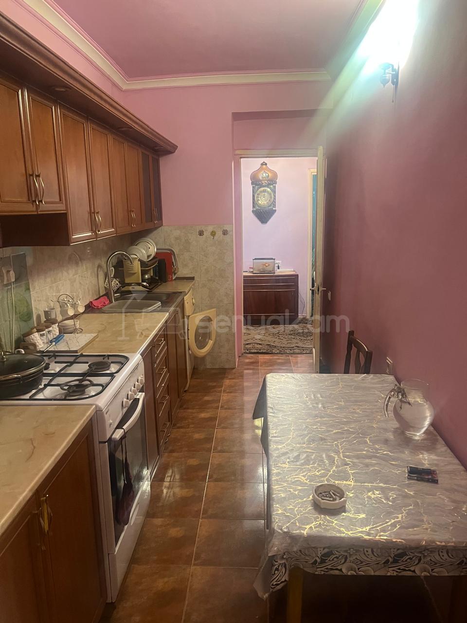4 Սենյականոց Բնակարան, 88քմ, 9/9 հարկ, Նորմալ Վիճակում