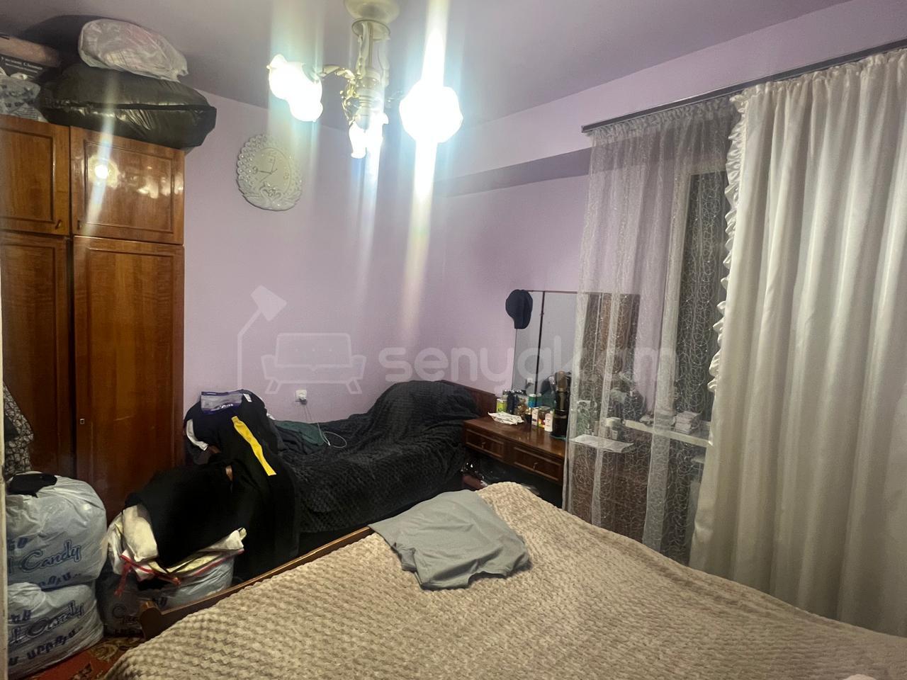4 Սենյականոց Բնակարան, 88քմ, 9/9 հարկ, Նորմալ Վիճակում