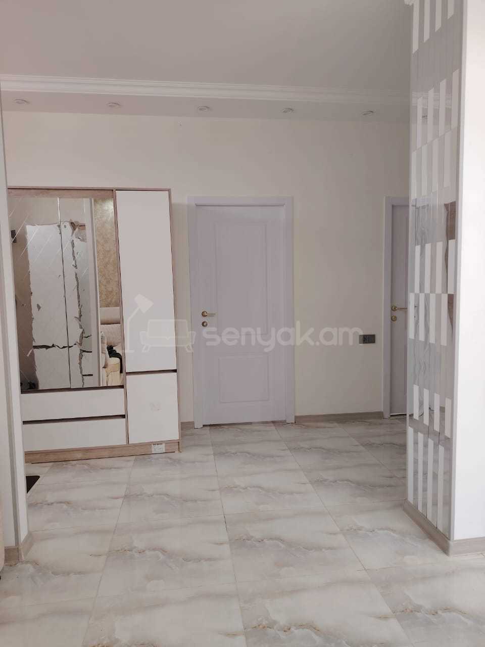 5 Սենյականոց Սեփական Տուն, 210քմ, Կապիտալ Վերանորոգված
