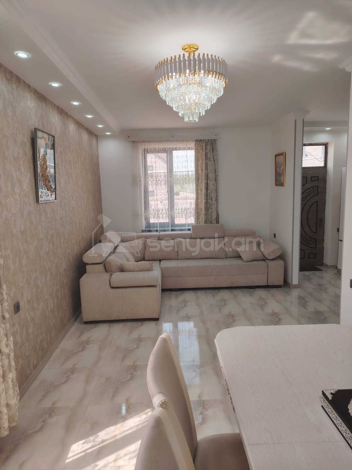 5 Սենյականոց Սեփական Տուն, 210քմ, Կապիտալ Վերանորոգված