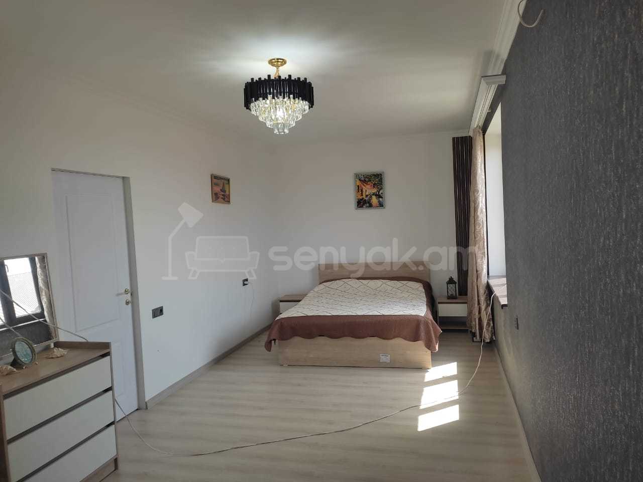 5 Սենյականոց Սեփական Տուն, 210քմ, Կապիտալ Վերանորոգված